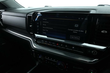 https://vehicle-cdn.autoleague.cloud/30675_61038725_23.jpg