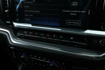 https://vehicle-cdn.autoleague.cloud/30675_61038725_26.jpg
