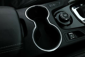 https://vehicle-cdn.autoleague.cloud/30675_61038756_22.jpg