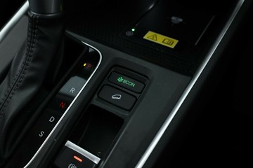 https://vehicle-cdn.autoleague.cloud/30675_61038770_30.jpg