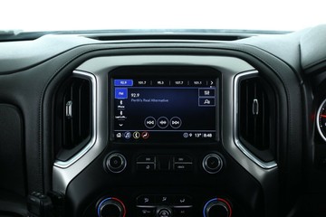 https://vehicle-cdn.autoleague.cloud/30675_61038786_27.jpg