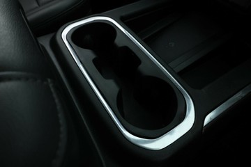 https://vehicle-cdn.autoleague.cloud/30675_61038786_31.jpg