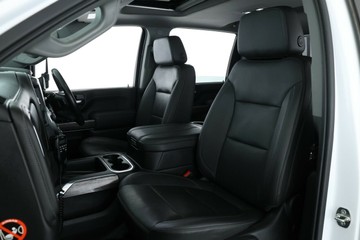 https://vehicle-cdn.autoleague.cloud/30675_61038786_33.jpg