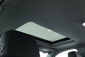 https://vehicle-cdn.autoleague.cloud/30675_61038786_36.jpg