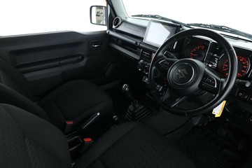 https://vehicle-cdn.autoleague.cloud/30675_61038806_19.jpg