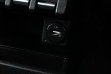https://vehicle-cdn.autoleague.cloud/30675_61038806_27.jpg