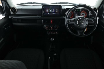 https://vehicle-cdn.autoleague.cloud/30675_61038806_35.jpg