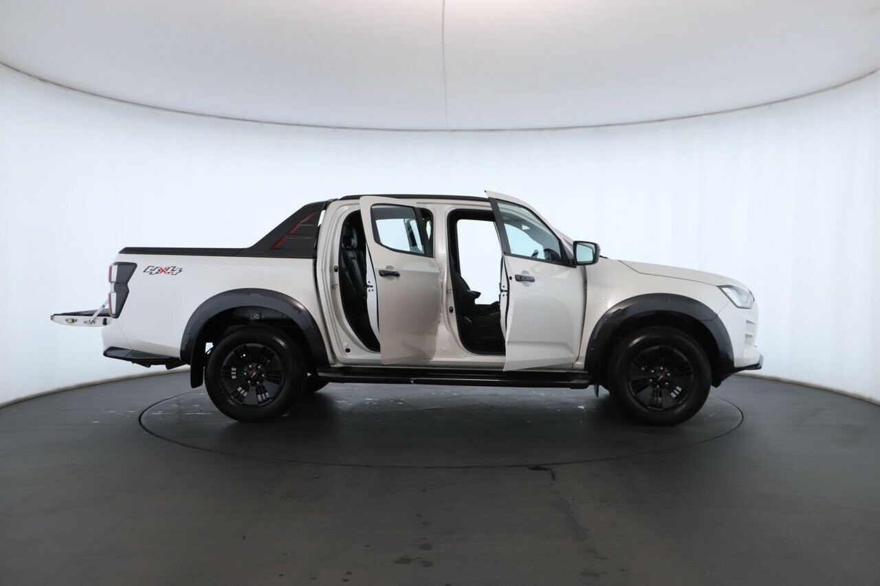 Isuzu D-max image 2