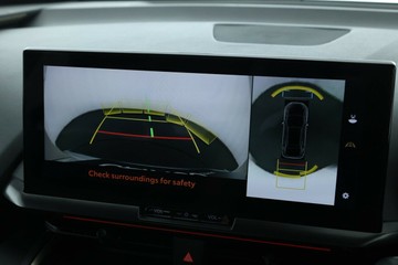 https://vehicle-cdn.autoleague.cloud/30675_61038886_27.jpg