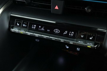 https://vehicle-cdn.autoleague.cloud/30675_61038886_28.jpg