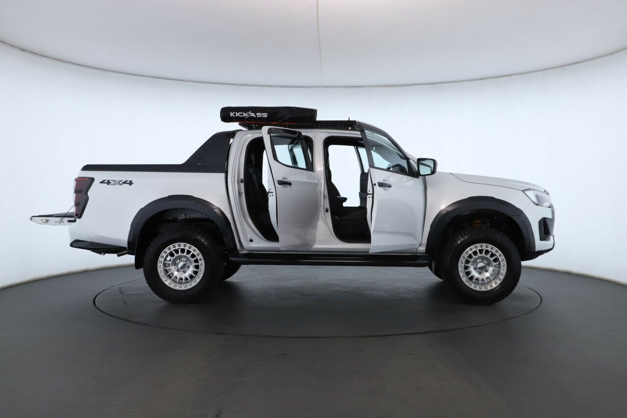 Isuzu D-max image 2