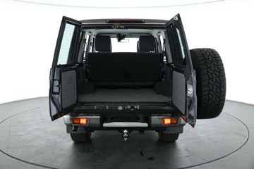 https://vehicle-cdn.autoleague.cloud/30675_61038923_15.jpg