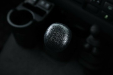 https://vehicle-cdn.autoleague.cloud/30675_61038923_27.jpg