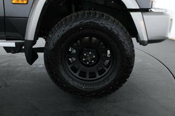 https://vehicle-cdn.autoleague.cloud/30675_61038923_4.jpg