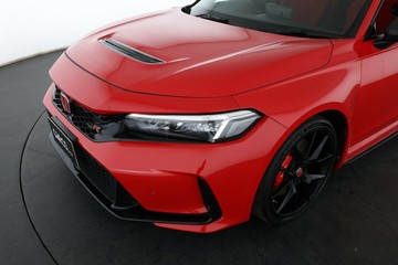 https://vehicle-cdn.autoleague.cloud/30675_61038944_10.jpg