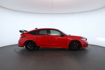https://vehicle-cdn.autoleague.cloud/30675_61038944_3.jpg