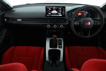 https://vehicle-cdn.autoleague.cloud/30675_61038944_36.jpg