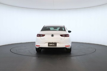 https://vehicle-cdn.autoleague.cloud/30675_61038985_14.jpg