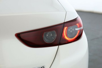 https://vehicle-cdn.autoleague.cloud/30675_61038985_16.jpg
