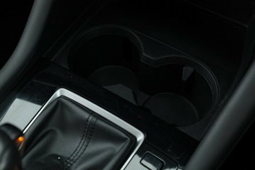 https://vehicle-cdn.autoleague.cloud/30675_61038985_28.jpg