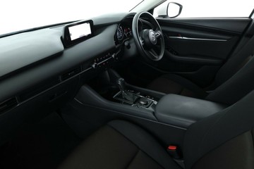 https://vehicle-cdn.autoleague.cloud/30675_61038985_34.jpg