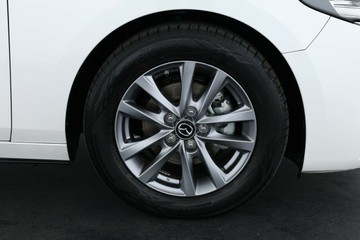https://vehicle-cdn.autoleague.cloud/30675_61038985_4.jpg