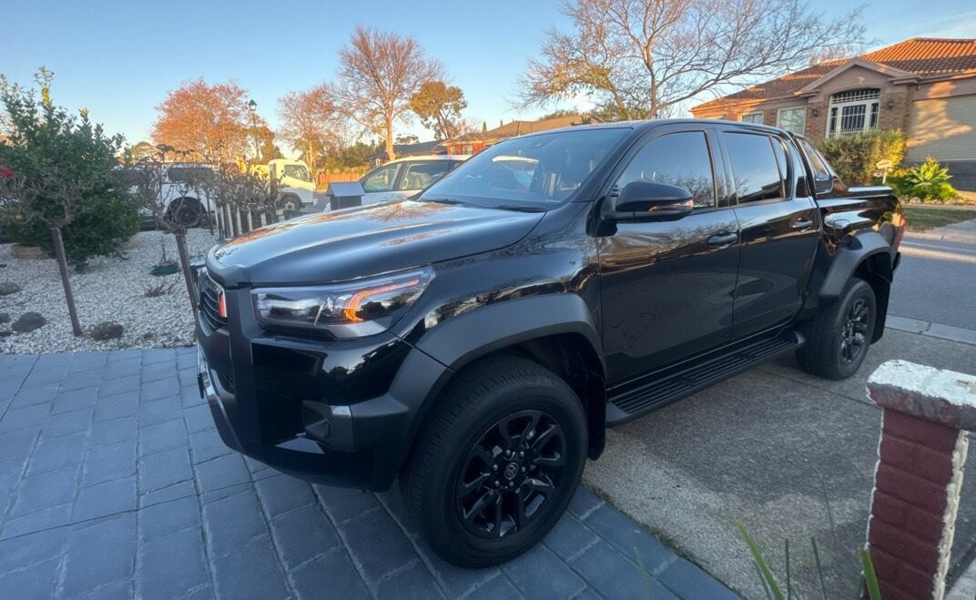 Toyota Hilux image 1