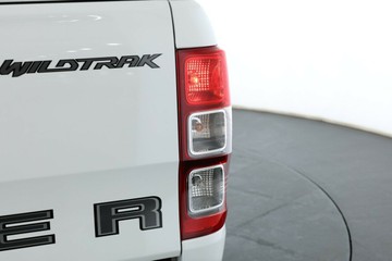 https://vehicle-cdn.autoleague.cloud/30675_61039131_16.jpg