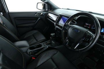 https://vehicle-cdn.autoleague.cloud/30675_61039131_20.jpg