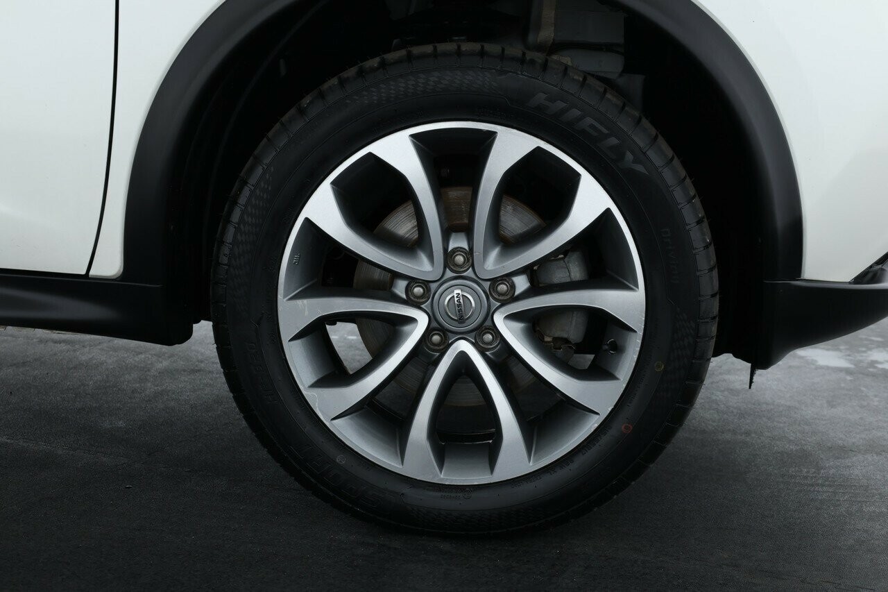 Nissan Juke image 4