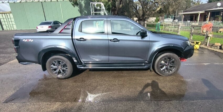 Isuzu D-max image 2