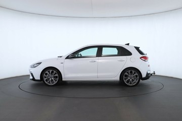https://vehicle-cdn.autoleague.cloud/30675_61039254_12.jpg