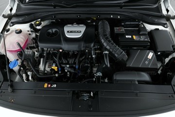 https://vehicle-cdn.autoleague.cloud/30675_61039254_7.jpg