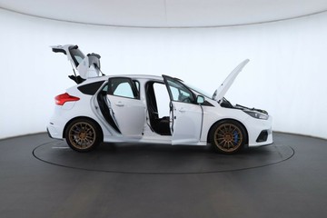 https://vehicle-cdn.autoleague.cloud/30675_61039301_2.jpg