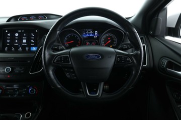 https://vehicle-cdn.autoleague.cloud/30675_61039301_21.jpg