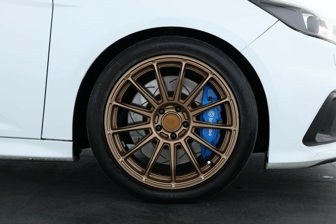 Ford Focus image 4