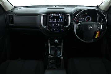 https://vehicle-cdn.autoleague.cloud/30675_61039312_35.jpg
