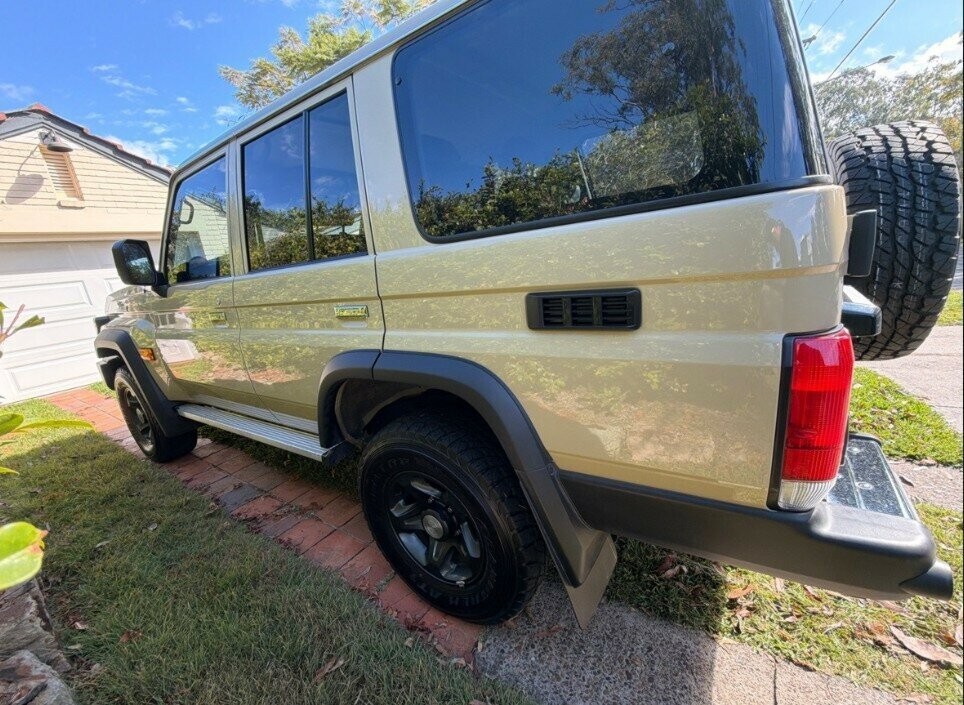 Toyota Landcruiser image 4