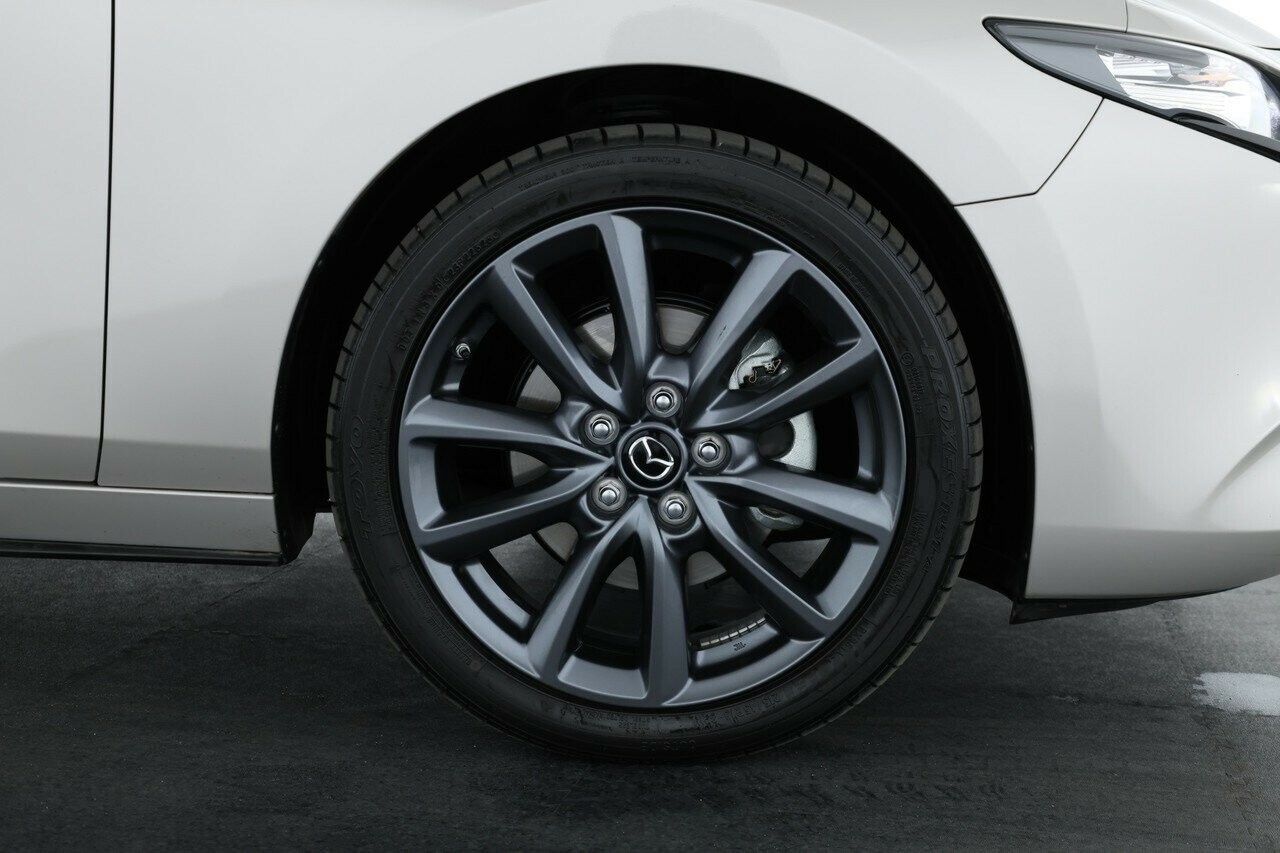 Mazda 3 image 4