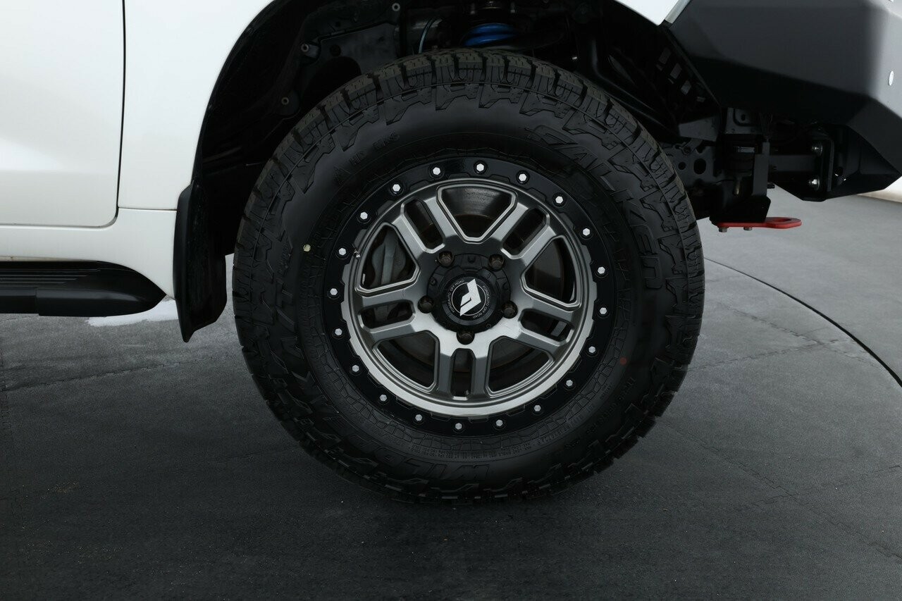 Toyota Landcruiser image 4