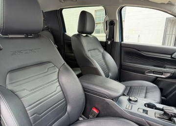 https://vehicle-cdn.autoleague.cloud/30675_61039623_9.jpg