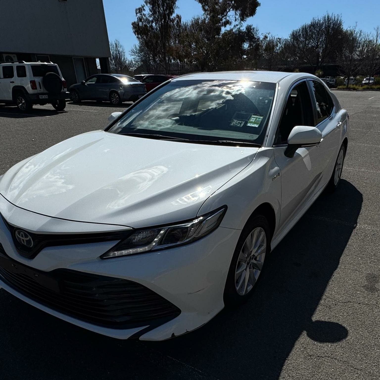 Toyota Camry image 2