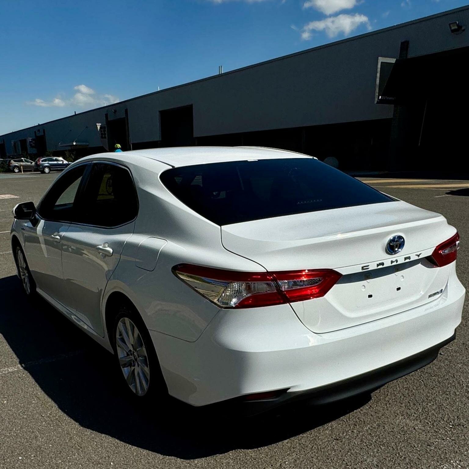 Toyota Camry image 3