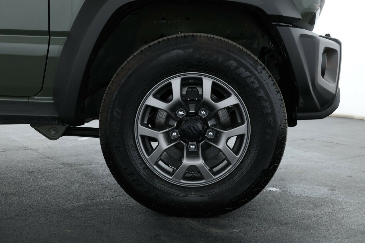 Suzuki Jimny image 4