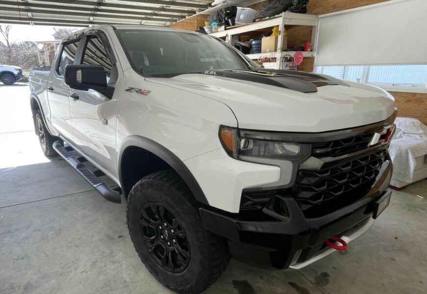 Chevrolet Silverado image 1