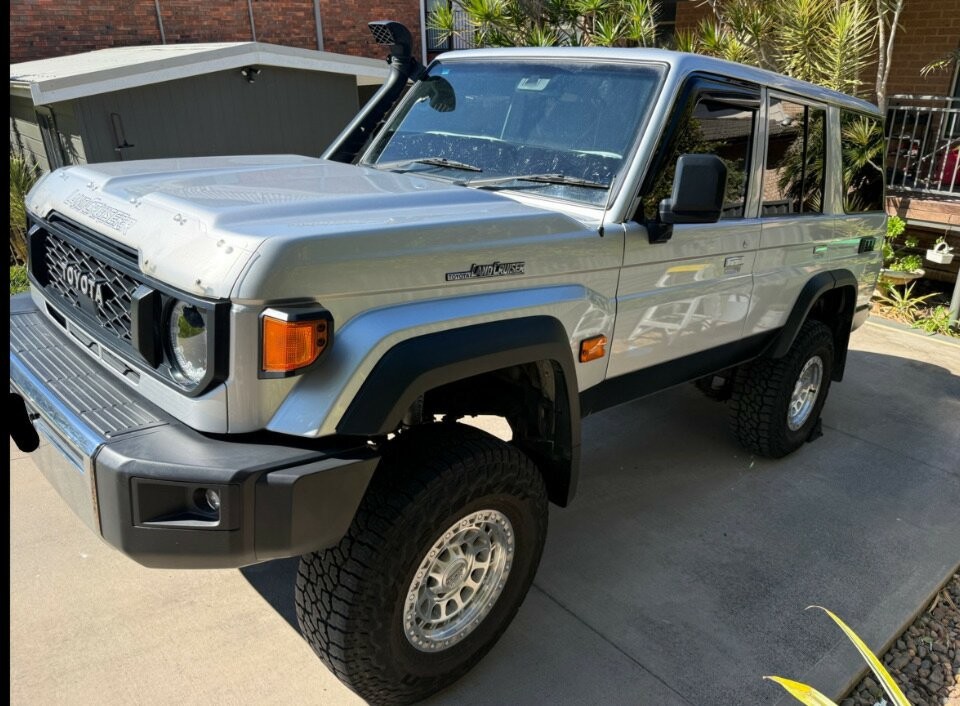 Toyota Landcruiser image 4