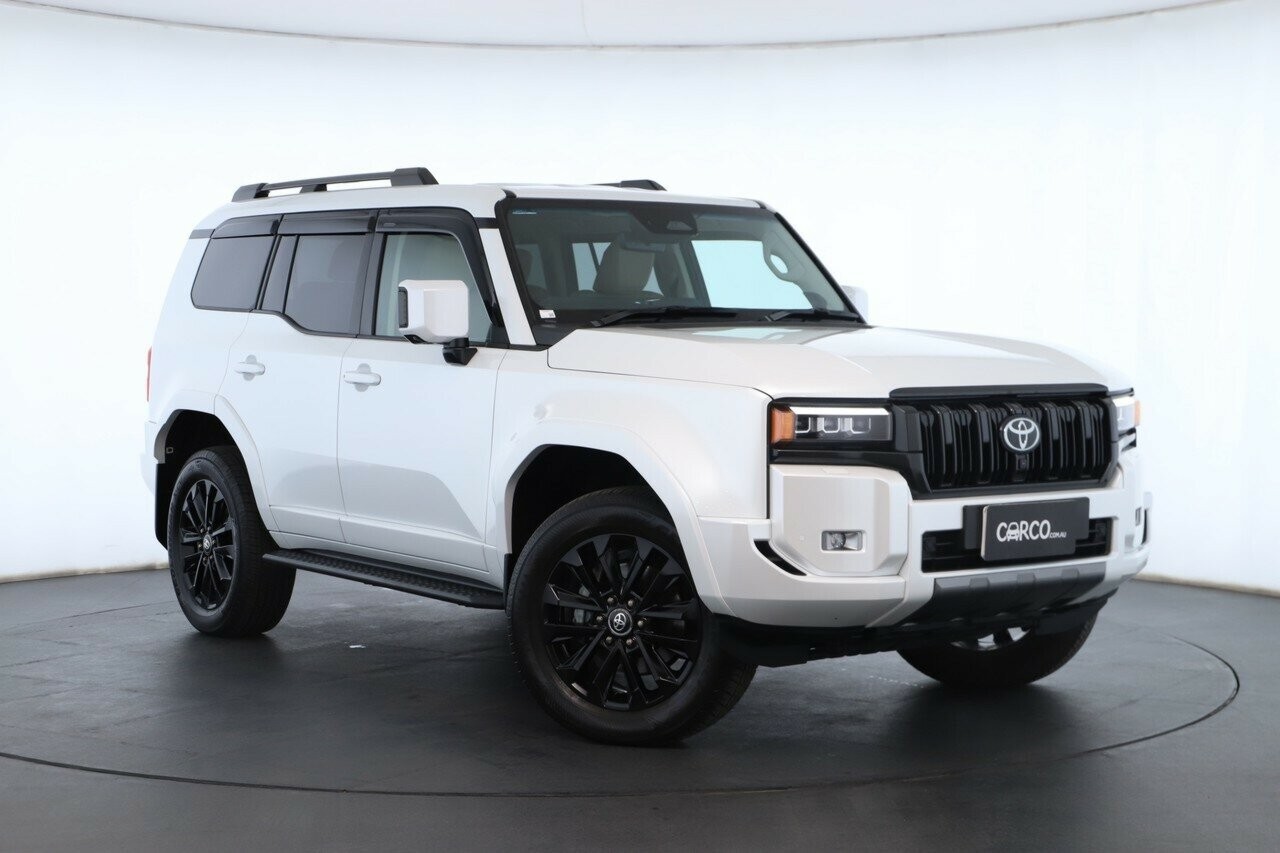Toyota Landcruiser Prado image 1
