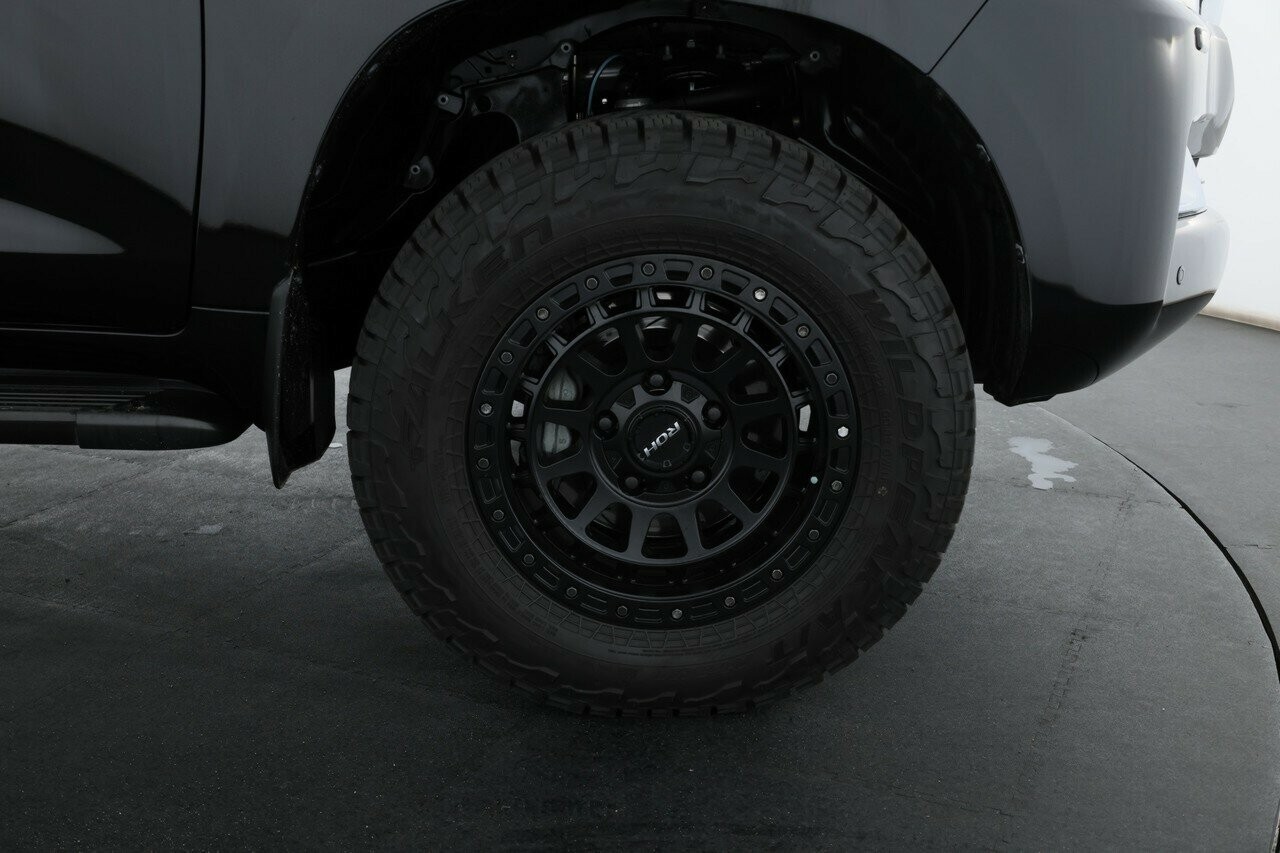 Toyota Landcruiser image 4