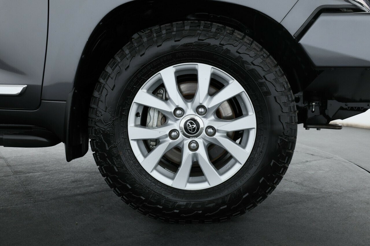 Toyota Landcruiser image 4