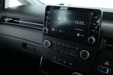 https://vehicle-cdn.autoleague.cloud/30675_61039871_21.jpg